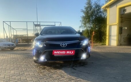 Toyota Camry, 2015 год, 2 150 000 рублей, 6 фотография