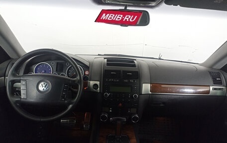 Volkswagen Touareg III, 2004 год, 652 000 рублей, 14 фотография