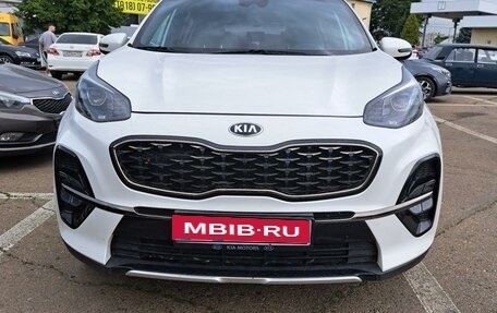 KIA Sportage IV рестайлинг, 2018 год, 2 640 000 рублей, 1 фотография