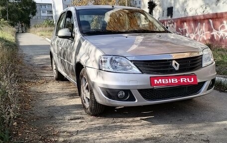 Renault Logan I, 2013 год, 550 000 рублей, 3 фотография