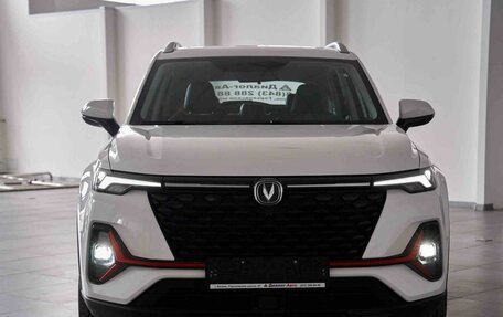 Changan CS35PLUS, 2024 год, 2 339 900 рублей, 8 фотография