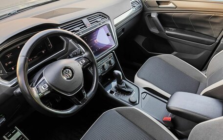 Volkswagen Tiguan II, 2020 год, 3 000 000 рублей, 3 фотография