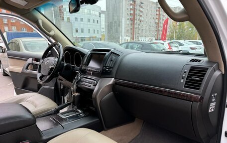 Toyota Land Cruiser 200, 2009 год, 3 599 000 рублей, 4 фотография