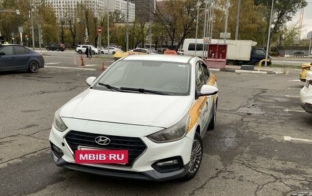 Hyundai Solaris II рестайлинг, 2018 год, 710 000 рублей, 6 фотография