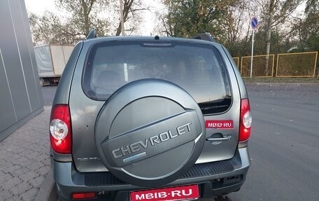 Chevrolet Niva I рестайлинг, 2010 год, 570 000 рублей, 1 фотография