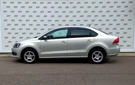 Volkswagen Polo VI (EU Market), 2012 год, 750 000 рублей, 2 фотография