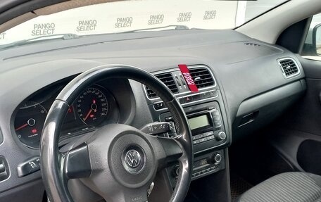 Volkswagen Polo VI (EU Market), 2012 год, 750 000 рублей, 11 фотография