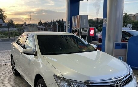 Toyota Camry, 2015 год, 2 750 000 рублей, 1 фотография