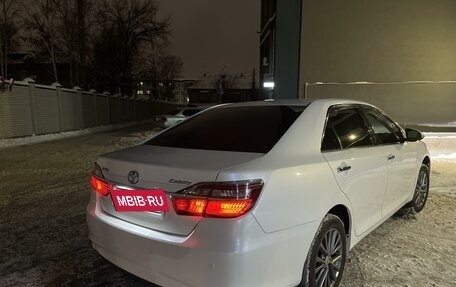 Toyota Camry, 2015 год, 2 750 000 рублей, 10 фотография