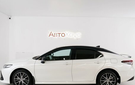 Toyota Camry, 2021 год, 3 695 000 рублей, 8 фотография