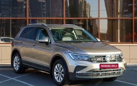 Volkswagen Tiguan II, 2021 год, 3 964 000 рублей, 1 фотография