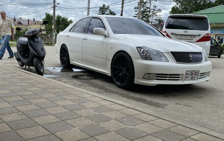 Toyota Crown, 2004 год, 900 000 рублей, 8 фотография