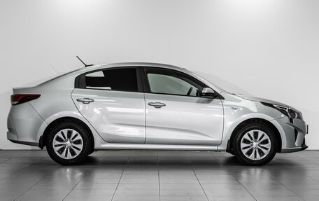 KIA Rio IV, 2021 год, 1 670 000 рублей, 5 фотография