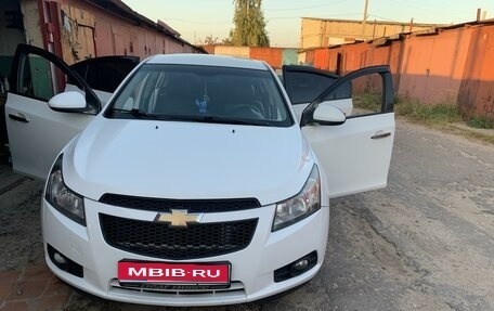 Chevrolet Cruze II, 2012 год, 720 000 рублей, 1 фотография