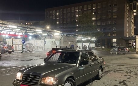 Mercedes-Benz W124, 1989 год, 159 000 рублей, 1 фотография