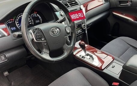 Toyota Camry, 2014 год, 2 300 000 рублей, 14 фотография