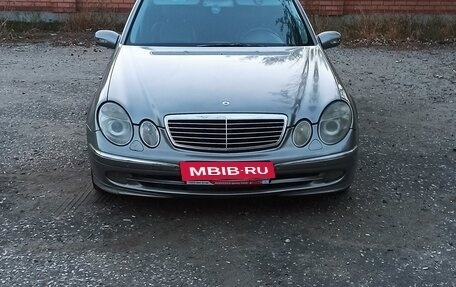 Mercedes-Benz E-Класс, 2005 год, 1 100 000 рублей, 6 фотография