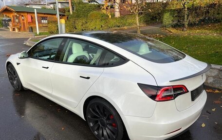 Tesla Model 3 I, 2020 год, 5 000 000 рублей, 3 фотография