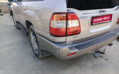 Toyota Land Cruiser 100 рестайлинг 2, 2004 год, 2 100 000 рублей, 7 фотография