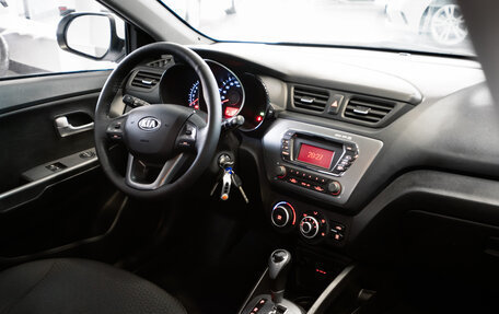 KIA Rio III рестайлинг, 2014 год, 949 000 рублей, 25 фотография