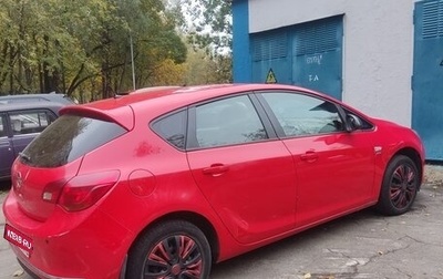 Opel Astra J, 2013 год, 700 000 рублей, 1 фотография