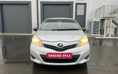 Toyota Vitz, 2013 год, 939 000 рублей, 9 фотография