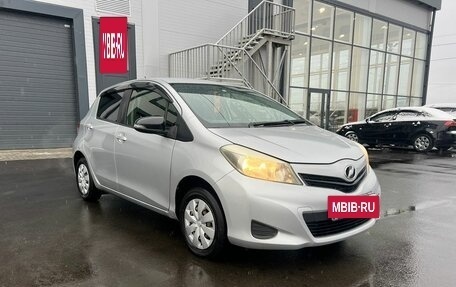 Toyota Vitz, 2013 год, 939 000 рублей, 8 фотография