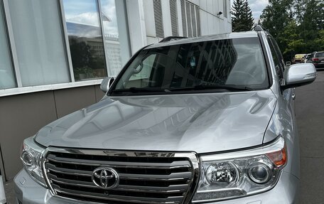 Toyota Land Cruiser 200, 2013 год, 5 700 000 рублей, 2 фотография