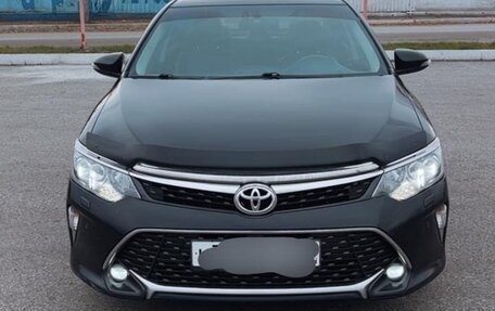 Toyota Camry, 2018 год, 2 700 000 рублей, 2 фотография