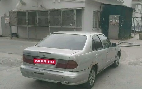 Nissan Almera, 1998 год, 165 000 рублей, 4 фотография