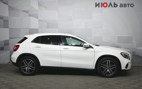 Mercedes-Benz GLA, 2017 год, 3 100 000 рублей, 10 фотография