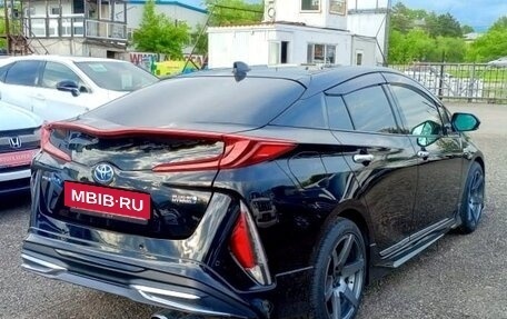 Toyota Prius IV XW50, 2019 год, 2 198 000 рублей, 2 фотография