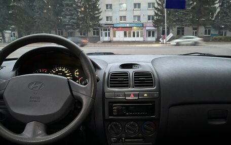 Hyundai Accent II, 2005 год, 332 000 рублей, 13 фотография