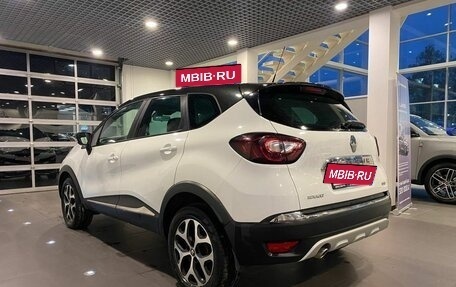 Renault Kaptur I рестайлинг, 2018 год, 1 751 000 рублей, 5 фотография