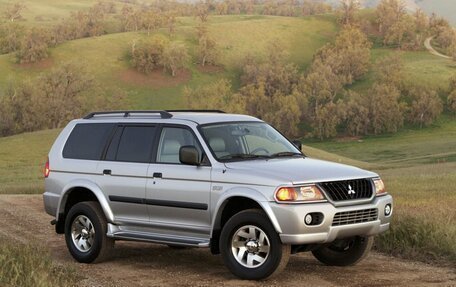 Mitsubishi Montero Sport, 2000 год, 580 000 рублей, 1 фотография