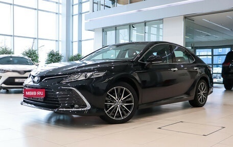 Toyota Camry, 2024 год, 4 290 000 рублей, 1 фотография