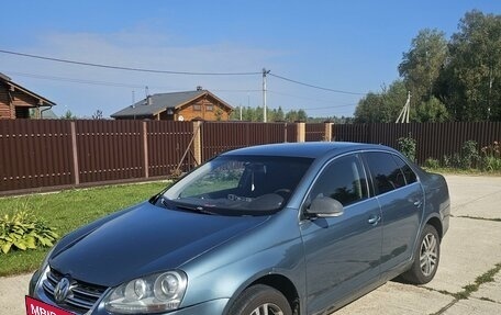 Volkswagen Jetta VI, 2009 год, 615 000 рублей, 2 фотография