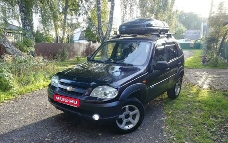 Chevrolet Niva I рестайлинг, 2010 год, 667 000 рублей, 13 фотография