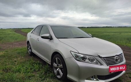 Toyota Camry, 2012 год, 1 280 000 рублей, 2 фотография