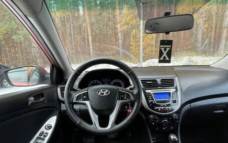 Hyundai Solaris II рестайлинг, 2011 год, 699 000 рублей, 12 фотография