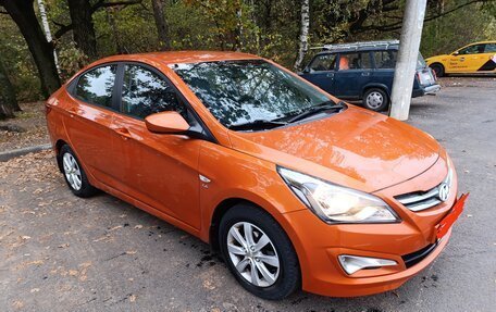 Hyundai Solaris II рестайлинг, 2015 год, 1 300 000 рублей, 9 фотография