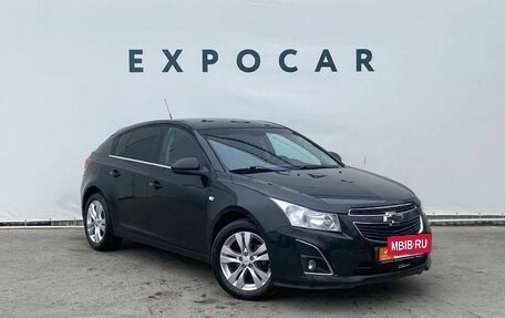 Chevrolet Cruze II, 2012 год, 940 000 рублей, 3 фотография