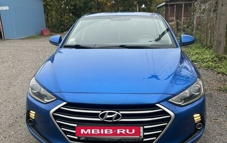 Hyundai Elantra VI рестайлинг, 2017 год, 1 650 000 рублей, 2 фотография