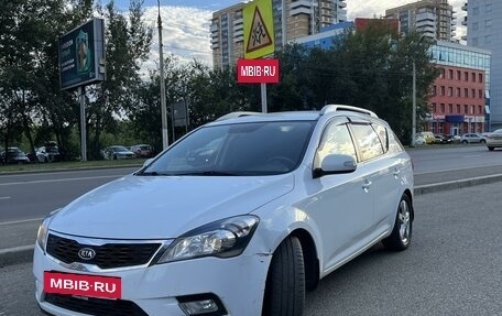 KIA cee'd I рестайлинг, 2011 год, 950 000 рублей, 2 фотография