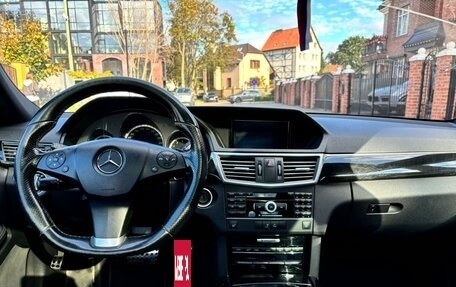 Mercedes-Benz E-Класс, 2011 год, 1 599 000 рублей, 4 фотография