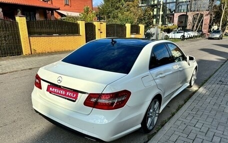 Mercedes-Benz E-Класс, 2011 год, 1 599 000 рублей, 3 фотография