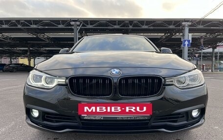 BMW 3 серия, 2015 год, 1 850 000 рублей, 13 фотография