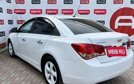 Chevrolet Cruze II, 2011 год, 599 990 рублей, 4 фотография