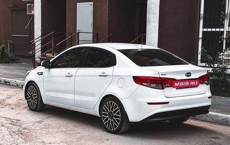 KIA Rio III рестайлинг, 2015 год, 1 150 000 рублей, 17 фотография