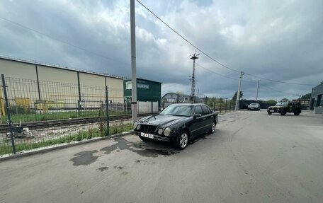 Mercedes-Benz E-Класс, 2001 год, 265 000 рублей, 3 фотография